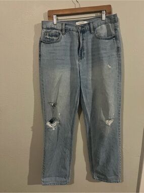 Hidden Jeans Size 28 Light Wash Distressed Straight Leg Jeans
